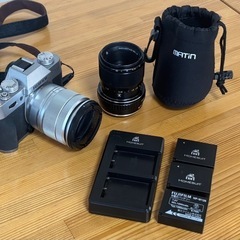 おまけレンズ付きミラーレス一眼☆FUJIFILM XT-10の画像
