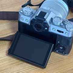 おまけレンズ付きミラーレス一眼☆FUJIFILM XT-10の画像
