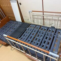 電動介護ベッド　０円の画像
