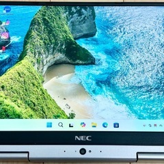 NEC 超軽量ノートPC 折りたたみ Corei5第7世代 8GB SSD Windows11 Office2024の画像