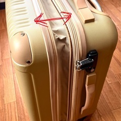 【中古】キャリーケース ベージュ ゴールド 機内持ち込みサイズ115cm以内の画像