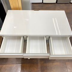 ジ406/ 土井インテリヤ　ペールカウンター ホワイト サイズ  約 横幅90×奥行48×高さ85cmの画像