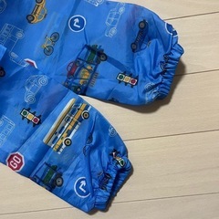 【美品】キッズレインコート　ブルー　車柄　収納袋付きの画像