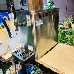 なま生ビールサーバーの画像