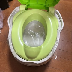 コンビ トイレトレーニング ベビーレーベル 洋式おまるでステップ グレー (おまる:1歳頃~/補助便座+ステップの画像