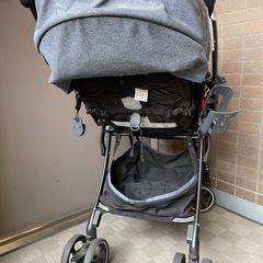 Aprica ラクーナエアーコンパクト 折りたたみ式ベビーカー ネイビーの画像