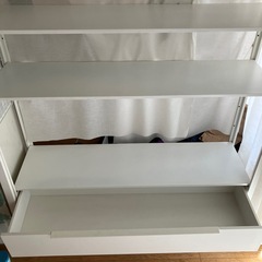 スチールラックの画像
