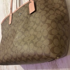 Coach ロゴトートバッグ ベージュ/ピンクの画像