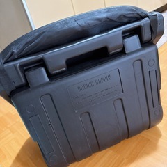 フットレスト、オットマン、足置きの画像
