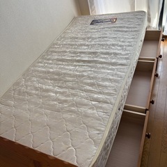 収納付きシングルベッドの画像