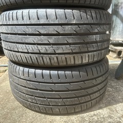中古タイヤの画像