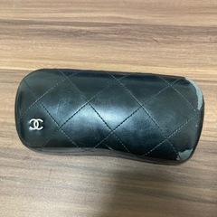 CHANEL カメリア サングラス ケースの画像