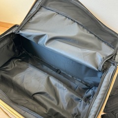 キャリーケースの画像