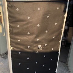 0【現状品】IDC 大塚家具 ソファ ホワイト 約190cm レザー調 傷汚れあり リビング 2.5人掛け？の画像