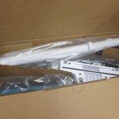 マキタ makita CL003GRDW 充電クリーナー 未使用品 バッテリ40V 2.5Ah一個/充電器 白 【ハンズクラフト宜野湾店】の画像