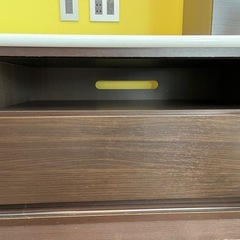テレビボードの画像