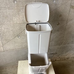 2509-24 ダストBOXの画像