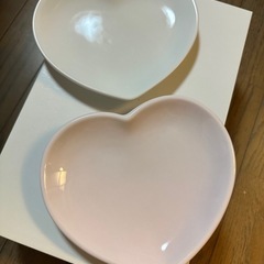 【新品未使用】ハート型カップ＆プレートセット　木製スプーン付きの画像