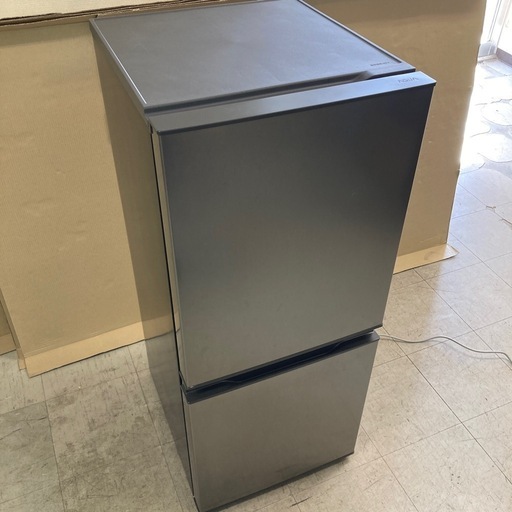 動作品 AQUA アクア ノンフロン冷凍冷蔵庫 AQR-14N(S) 135L 2023年製