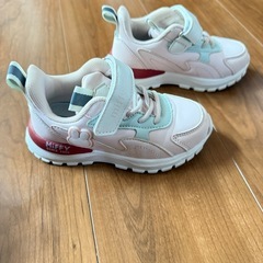 子供靴の画像