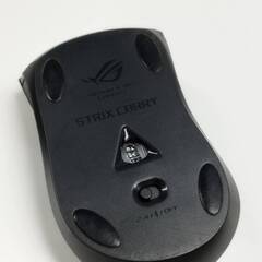 ASUS STRIX CARRY ゲーミングマウス (P508)の画像