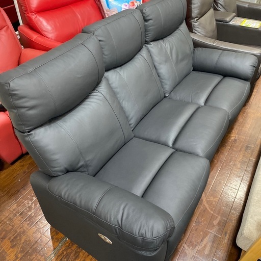 10/18値下げしました！⭐️美品⭐️NITORI 3P電動リクライニングソファ 2人〜3人掛け テーブル付き 本革 No.2538 
