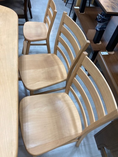 取りに来れる方限定！飛騨産業のダイニング5点セットです！