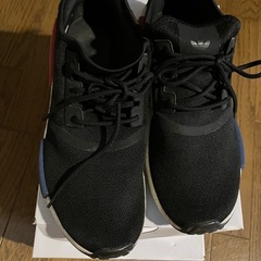 アディダス　NMD R1 スニーカー　28cmの画像
