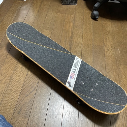 新品同様！ボードショップで購入のスケボー