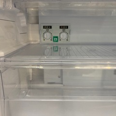取りに来れる方限定！SHARPの３ドア冷蔵庫です！の画像