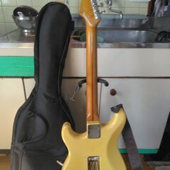 フェンダーSTRATOCASTER　USA　８０年代の画像