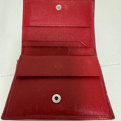 PRADA 二つ折り財布　の画像