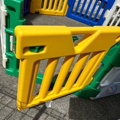 ベビーサークルの画像