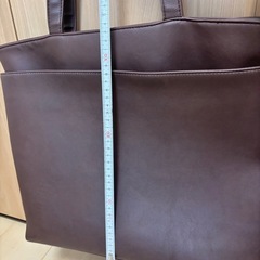 【新品】本革　大きめトートバッグの画像