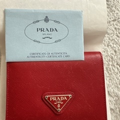 PRADA 二つ折り財布　の画像