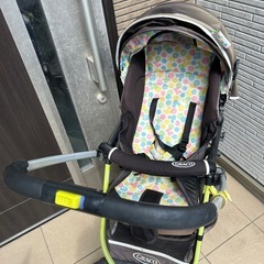 GRACOベビーカーの画像