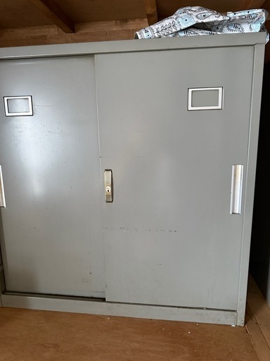 オフィス什器　セット　3キャビネット　全て同じ大きさです。