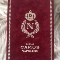CAMUS NAPOLEON コニャック 金色のブック型　未開栓 の画像