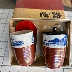 【倉庫セール】湯呑み茶碗、急須などのセット
の画像