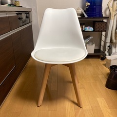 椅子の画像