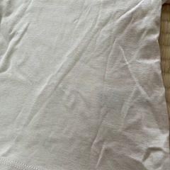 【80】H&M ベージュ 長袖 Tシャツの画像