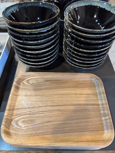 丼とおぼん