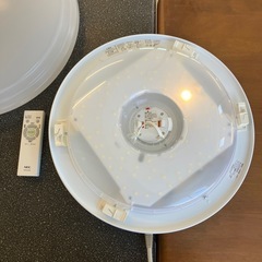 K2509-312 NEC LED シーリングライト HLDZ08600 8畳 調光可能 リモコン付き 2019年製 動作確認済み キズ汚れ有り の画像