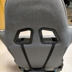 ゲーミングチェア（座椅子）の画像