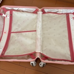 キャリーケースの画像