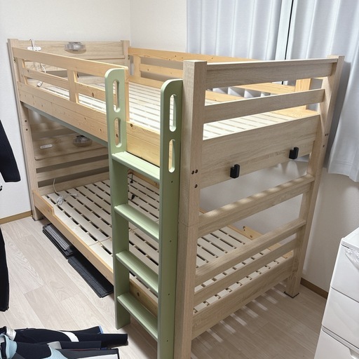 【白岡市】2段ベッド 木製 EENY 耐荷重500kg  LED照明付き  宮棚付き