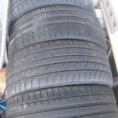 ２４５　３０　２２インチ　タイヤ・ホイール   ４セットの画像
