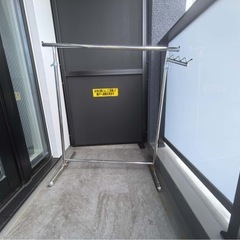 物干しラックの画像