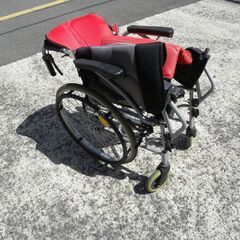 車イス　ノーパンクホイール　ハピネスコンパクト　ケアテックジャパン（care tec japan）　車椅子　車いすの画像