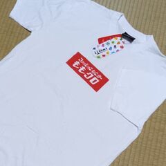 ももクロしまむらのコラボTシャツ（黄、ピンク、赤、黒）の４枚セット！半袖　Mサイズ　女性の方にもゆったり着て頂けます。未使用　保管品の画像
